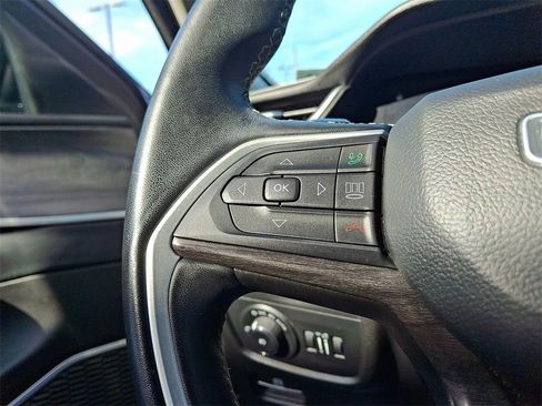 Used 2022 Jeep Grand Cherokee L Limited image 21