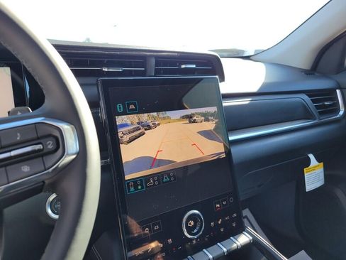 New 2026 GMC Terrain Denali image 17