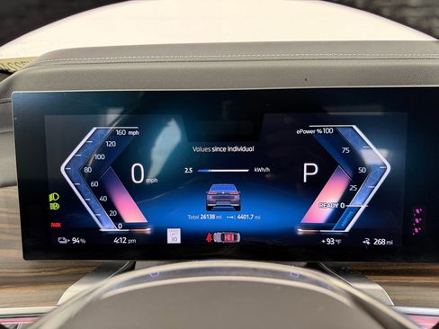 Certified 2023 BMW i7 xDrive60 AWD/4WD image 27