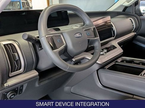 Certified 2026 Ford Expedition Active AWD/4WD image 8