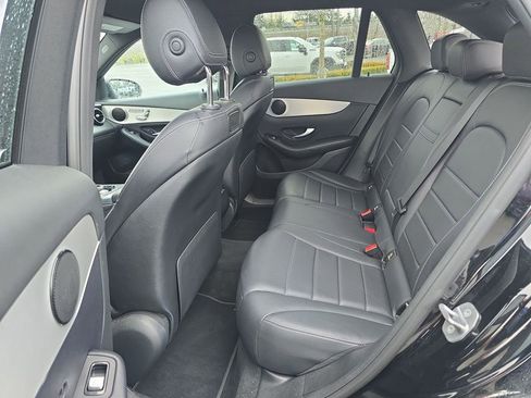 Used 2019 Mercedes-Benz GLC 300 4MATIC image 28