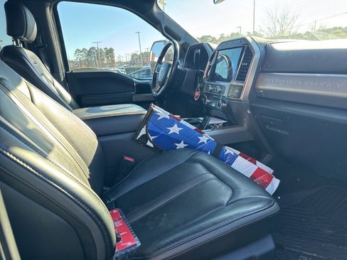 Used 2022 Ford F350 Platinum image 7