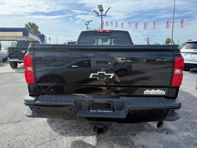Used 2017 Chevrolet Silverado 3500 High Country w/ Duramax Plus Package AWD/4WD image 4