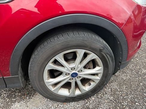 Used 2018 Ford Escape SEL w/ Ford Safe & Smart Package image 14