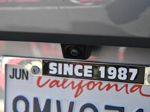 Used 2024 Chevrolet Blazer EV LT image 46