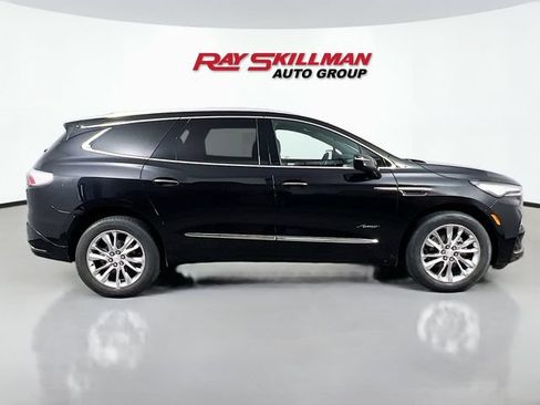 Used 2022 Buick Enclave Avenir w/ Avenir Technology Package AWD/4WD image 8