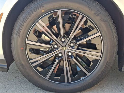 New 2026 Lexus ES 350h AWD image 5