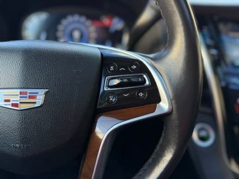 Used 2018 Cadillac Escalade ESV Luxury AWD/4WD image 37