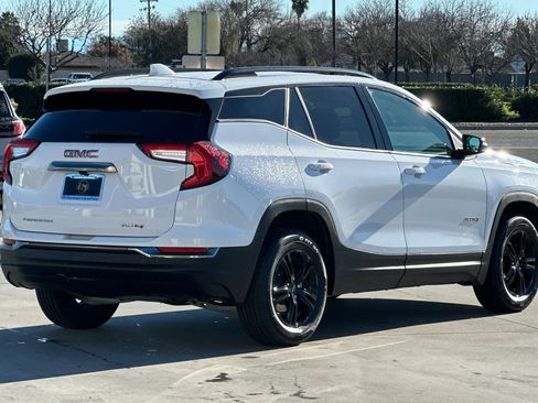 Used 2023 GMC Terrain AT4 image 6