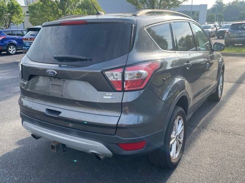 Used 2017 Ford Escape SE w/ Equipment Group 201A AWD/4WD image 11