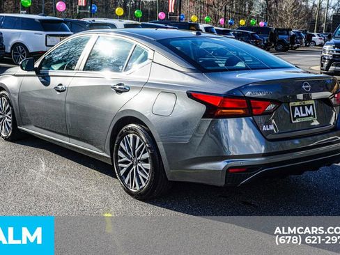 Used 2025 Nissan Altima 2.5 SV image 6