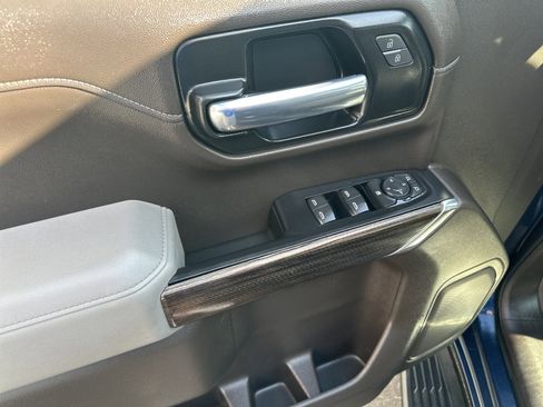 Used 2021 Chevrolet Silverado 1500 RST AWD/4WD image 10