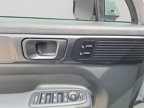 Used 2025 Hyundai Santa Fe Calligraphy image 27