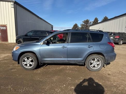 Used 2011 Toyota RAV4 4WD w/ Upgrade Value Pkg image 4