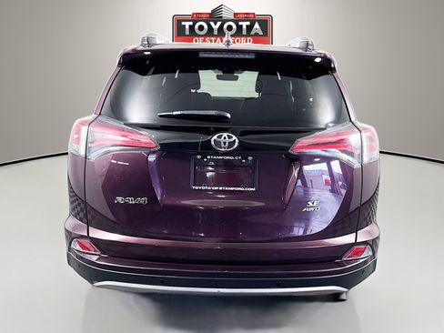 Used 2018 Toyota RAV4 SE w/ Advanced Technology Package AWD/4WD image 6