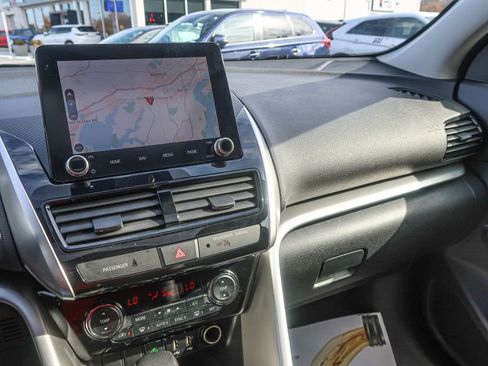 Used 2023 Mitsubishi Eclipse Cross AWD image 29