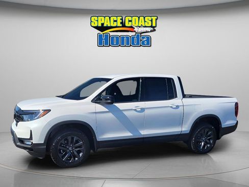 New 2026 Honda Ridgeline Sport image 3