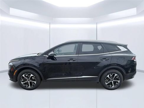 Used 2024 Kia Sportage EX AWD/4WD image 2