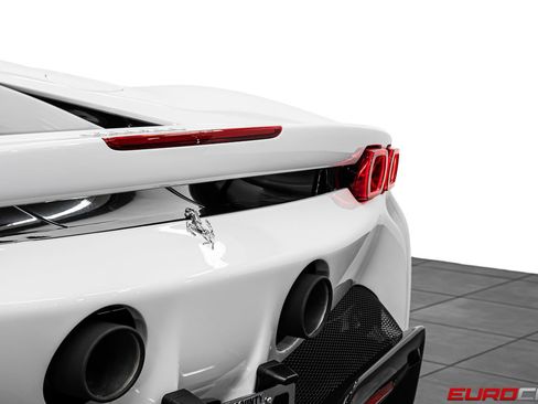 Used 2024 Ferrari SF90 Spider AWD/4WD image 28