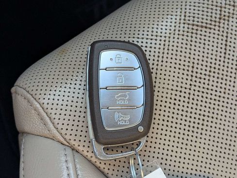 Used 2017 Hyundai Tucson Limited w/ Limited Ultimate Package 03 FWD image 34