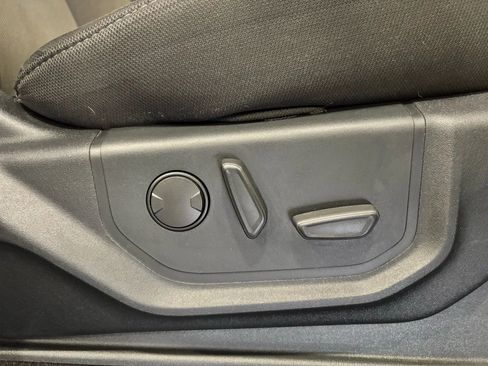 Used 2019 Ford F150 XLT w/ Equipment Group 302A Luxury image 19