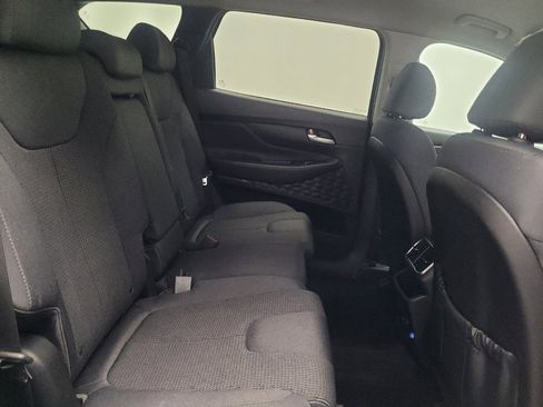 Used 2020 Hyundai Santa Fe SE image 19