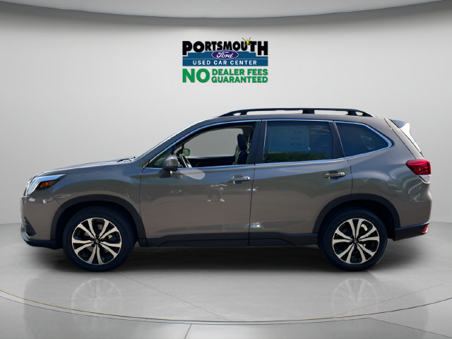 Used 2024 Subaru Forester Limited AWD/4WD image 2