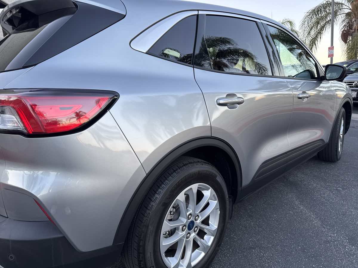 Used 2022 Ford Escape SE FWD image 10