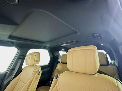 New 2026 Land Rover Discovery Limited Edition image 14