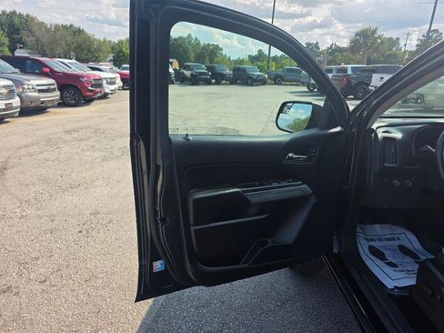 Used 2016 Chevrolet Colorado LT w/ Luxury Package, Chrome AWD/4WD image 7