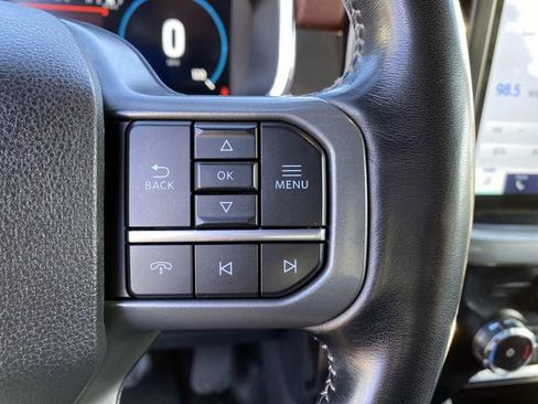 Used 2022 Ford F150 Lariat image 19