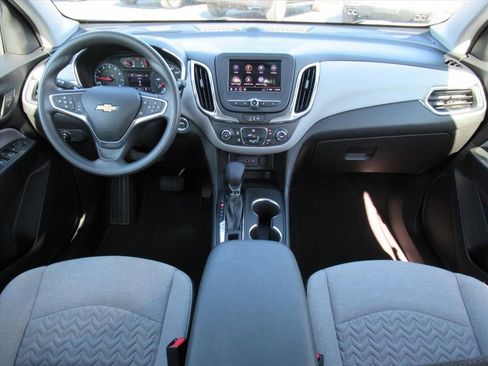 Used 2022 Chevrolet Equinox LS image 12