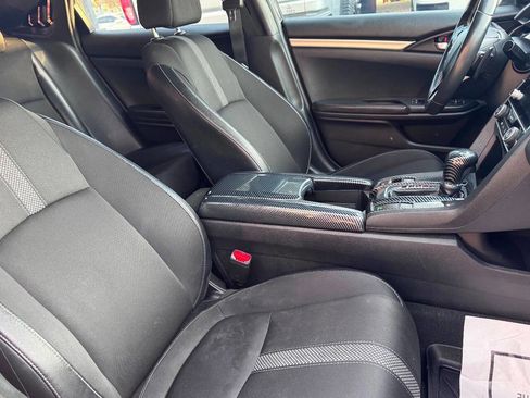 Used 2020 Honda Civic Sport image 18