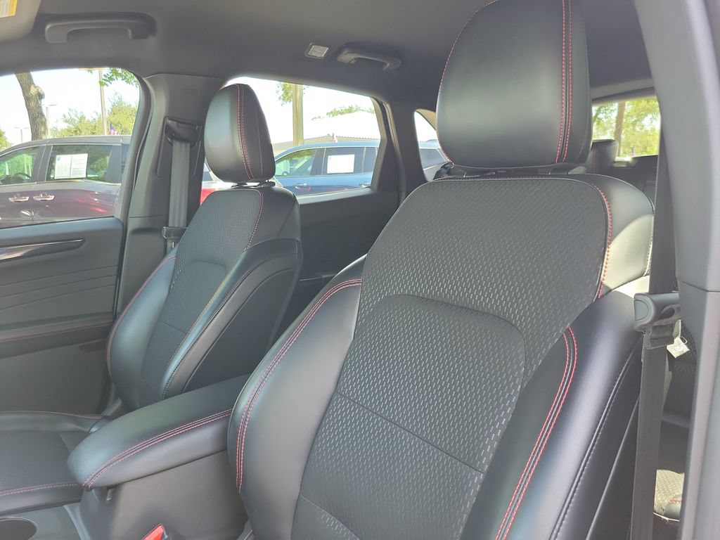 Certified 2025 Ford Escape ST-Line w/ Tech Pack #1 FWD image 13