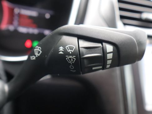 Used 2017 Ford Fusion Energi Titanium FWD image 33