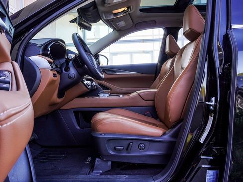 Certified 2025 INFINITI QX60 Sensory w/ Vision Package image 18