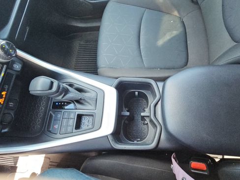 Certified 2025 Toyota RAV4 XLE AWD/4WD image 20