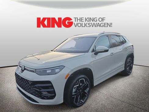 New 2026 Volkswagen Tiguan SEL R-Line image 8