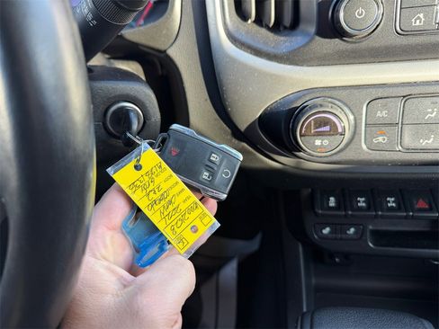 Certified 2021 Chevrolet Colorado ZR2 image 32