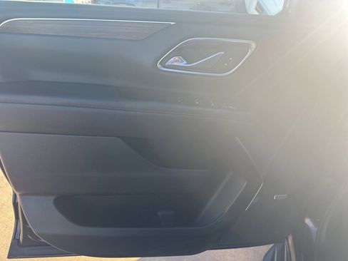 Used 2023 Chevrolet Tahoe High Country w/ Advanced Technology Package image 17