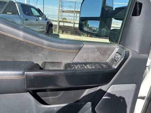 Used 2021 Ford F150 Platinum w/ Equipment Group 701A High AWD/4WD image 21