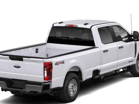 New 2026 Ford F250 XL w/ XL Chrome Package image 4