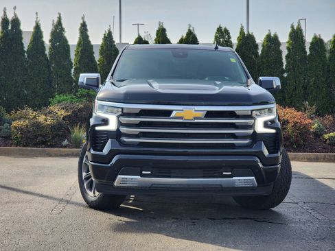 Used 2025 Chevrolet Silverado 1500 High Country w/ Technology Package image 5