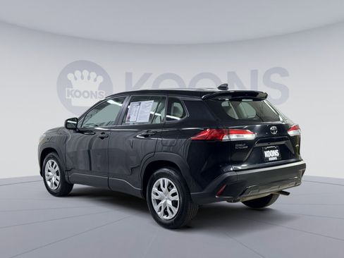 Used 2024 Toyota Corolla Cross L AWD/4WD image 18