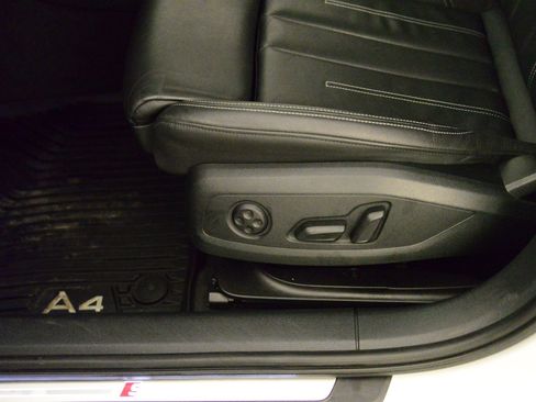 Certified 2023 Audi A4 2.0T Premium w/ Convenience Package image 29