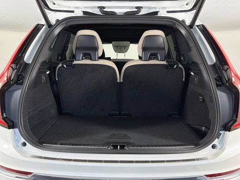 New 2026 Volvo XC90 B6 Plus w/ Protection Package Premier AWD/4WD image 28