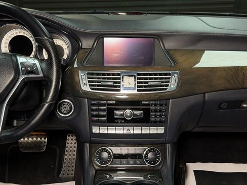 Used 2013 Mercedes-Benz CLS 550 image 28