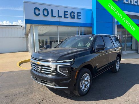 Used 2025 Chevrolet Tahoe Premier AWD/4WD image 1