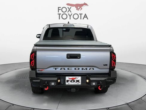 Used 2021 Toyota Tacoma TRD Sport image 5