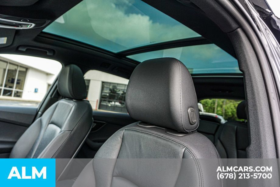 Used 2023 Audi Q7 2.0T Premium w/ Convenience Package AWD/4WD image 14
